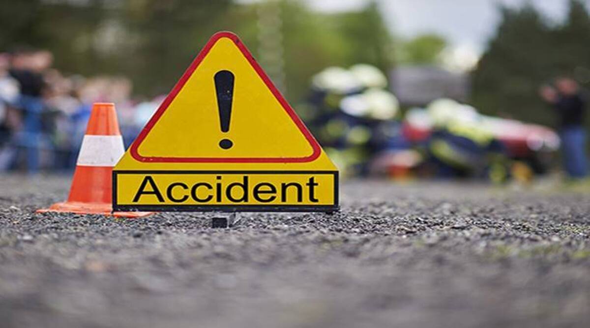 حادث مرور يؤدي بحياة امرأتين على عين المكان