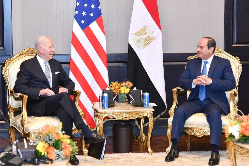 بايدن : السيسي سمح بفتح معبر رفح ...وهو متعاون