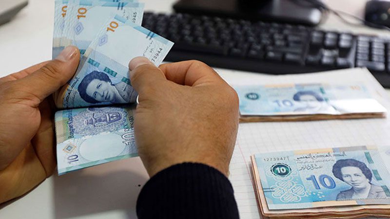 تونس اقترضت عملة صعبة من البنوك المحلية تعادل مليار و 150 مليون دينار خلال سنة