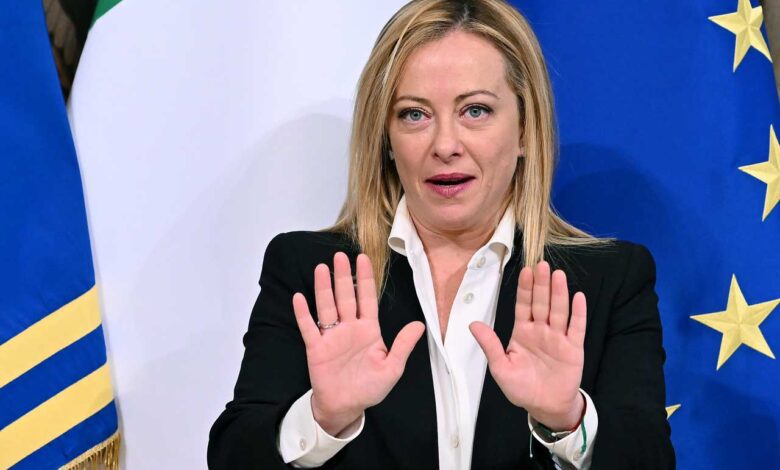 ميلوني معلقة على رفض سعيد للتمويل الأوروبي : “أعتقد أن سعيد كان يخاطب رأيه العام”