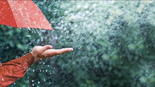 تقلبات جوية بعد الظهر و الليلة القادمة
