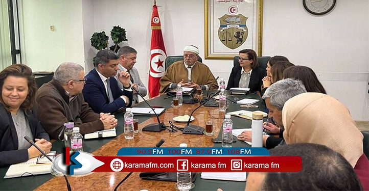 دعم وزارة الصناعة وديوان الإفتاء الشركات التونسية في الحصول على شهادة "حلال" للأغذية