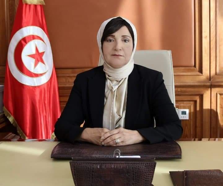 مناظرة الملحقين القضائيين : وزيرة العدل تؤكد الالتزام بالنزاهة والشفافية