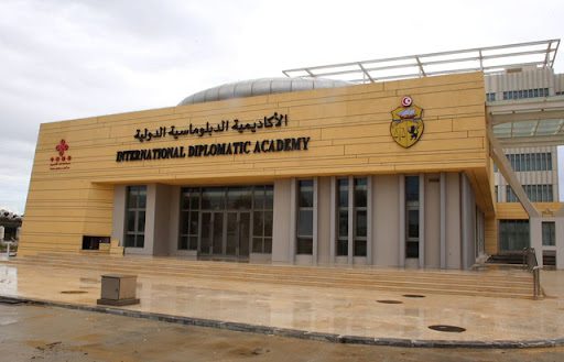 رئيس الجمهورية يشهد افتتاح الأكاديمية الدبلوماسية الدولية في تونس بحضور وفد صيني