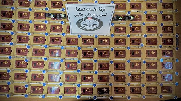 حجز أجهزة معدة لعمليات الغش في الامتحانات
