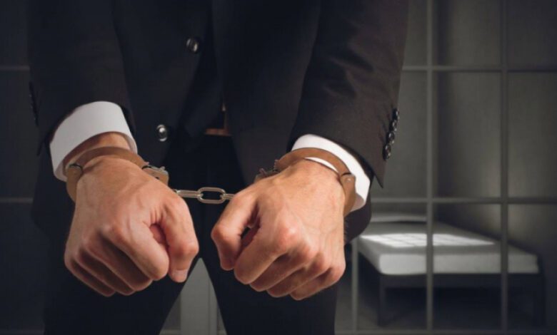 التمديد في الاحتفاظ برجل أعمال ينشط في مجال المقاولات
