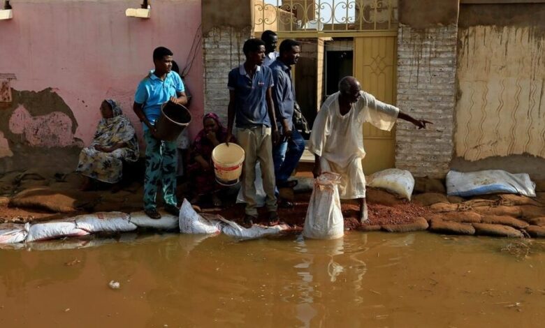 السودان : فيضانات تتسبب في عشرات القتلى و مئات المفقودين